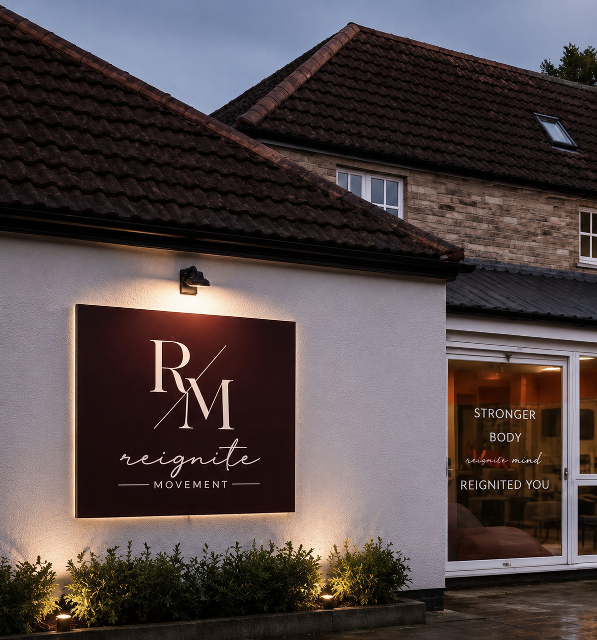 RM Backlit 120cm Sign